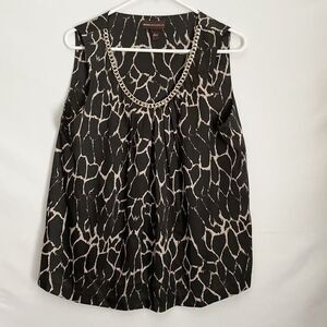 Dana Buchman Black and Tan Chain Accent Top L